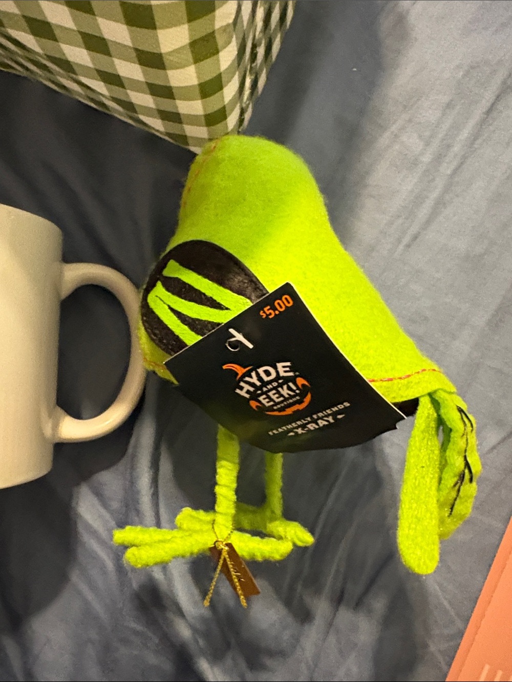 Green Plaid Reusable Gift Tote with Halloween items!! Coffee cup, candle, etc - Picture 6 of 16
